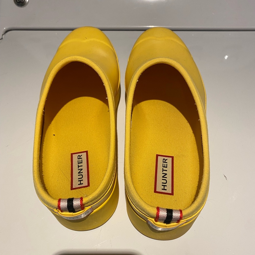 Hunter Yellow Waterproof Clogs Mules - Picture 3 of 5